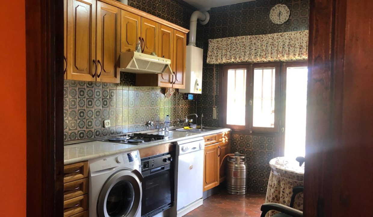 WhatsApp Image 2024-12-05 at 13.34.37 (3)