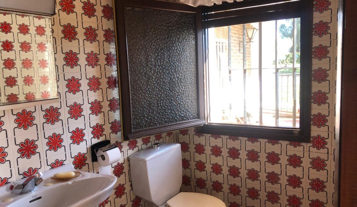 WhatsApp Image 2024-12-05 at 13.34.46 (3)